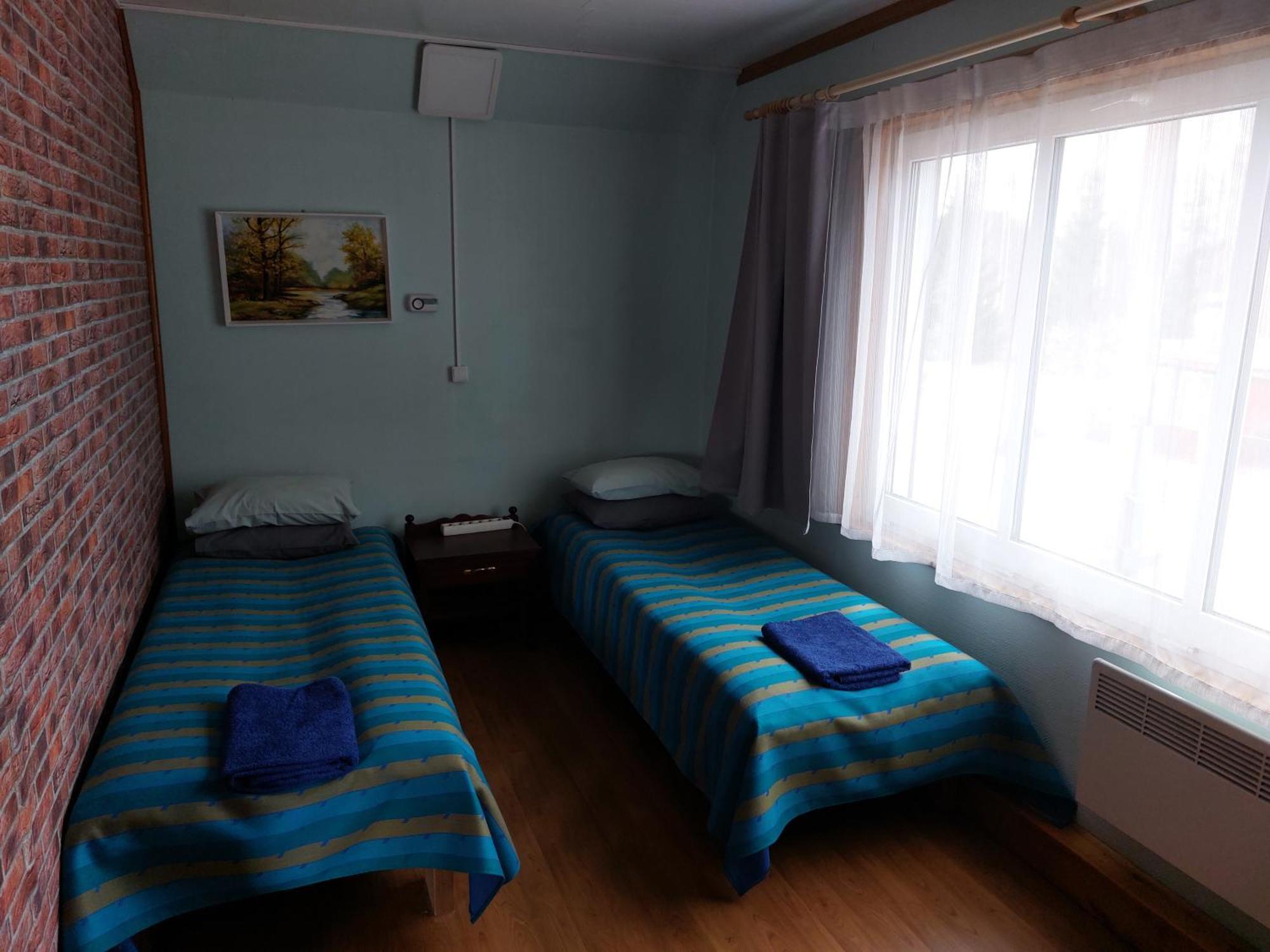 Albergue Livonia Matkamaja Kilingi-Nomme Exterior foto