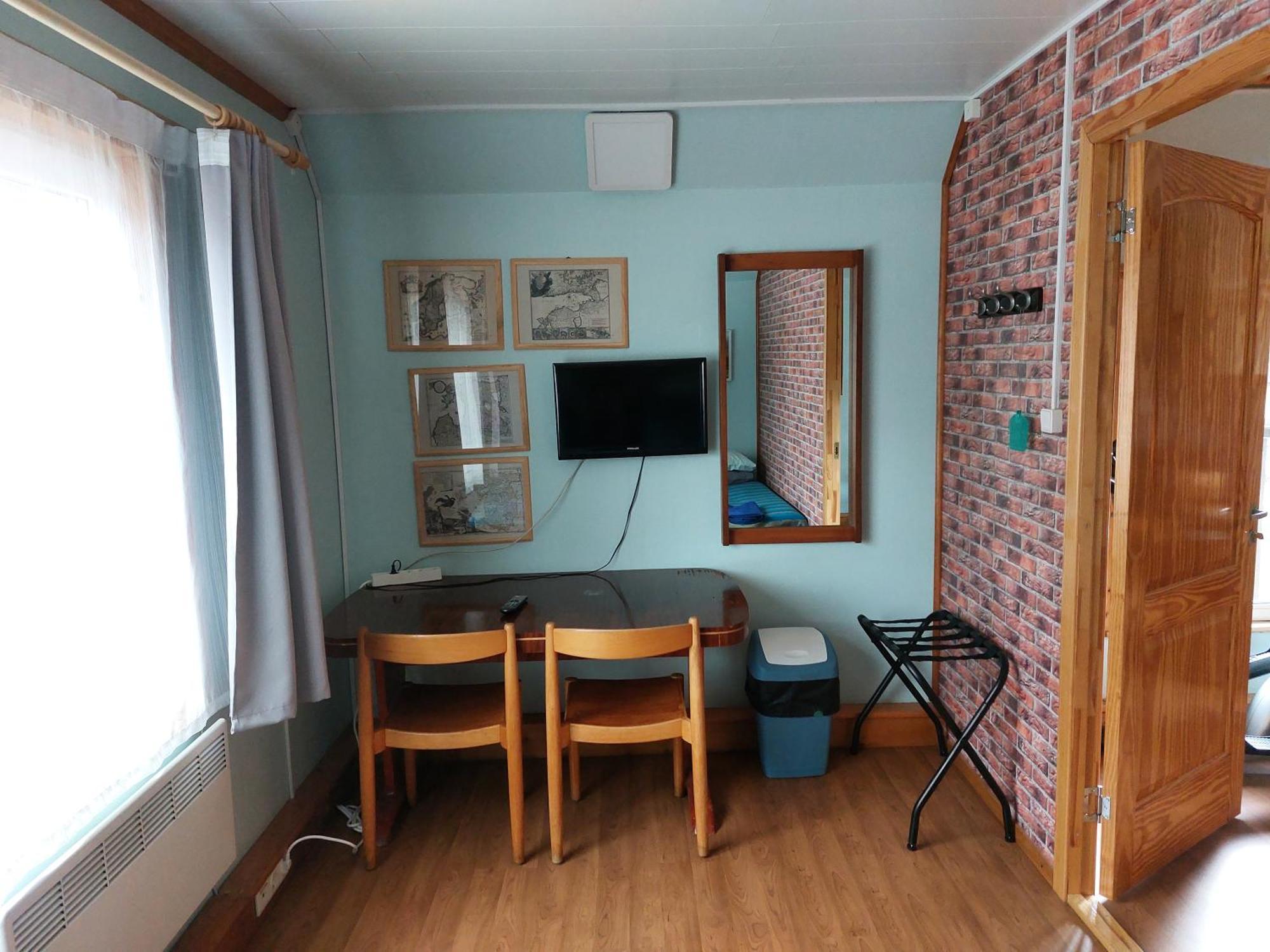Albergue Livonia Matkamaja Kilingi-Nomme Exterior foto
