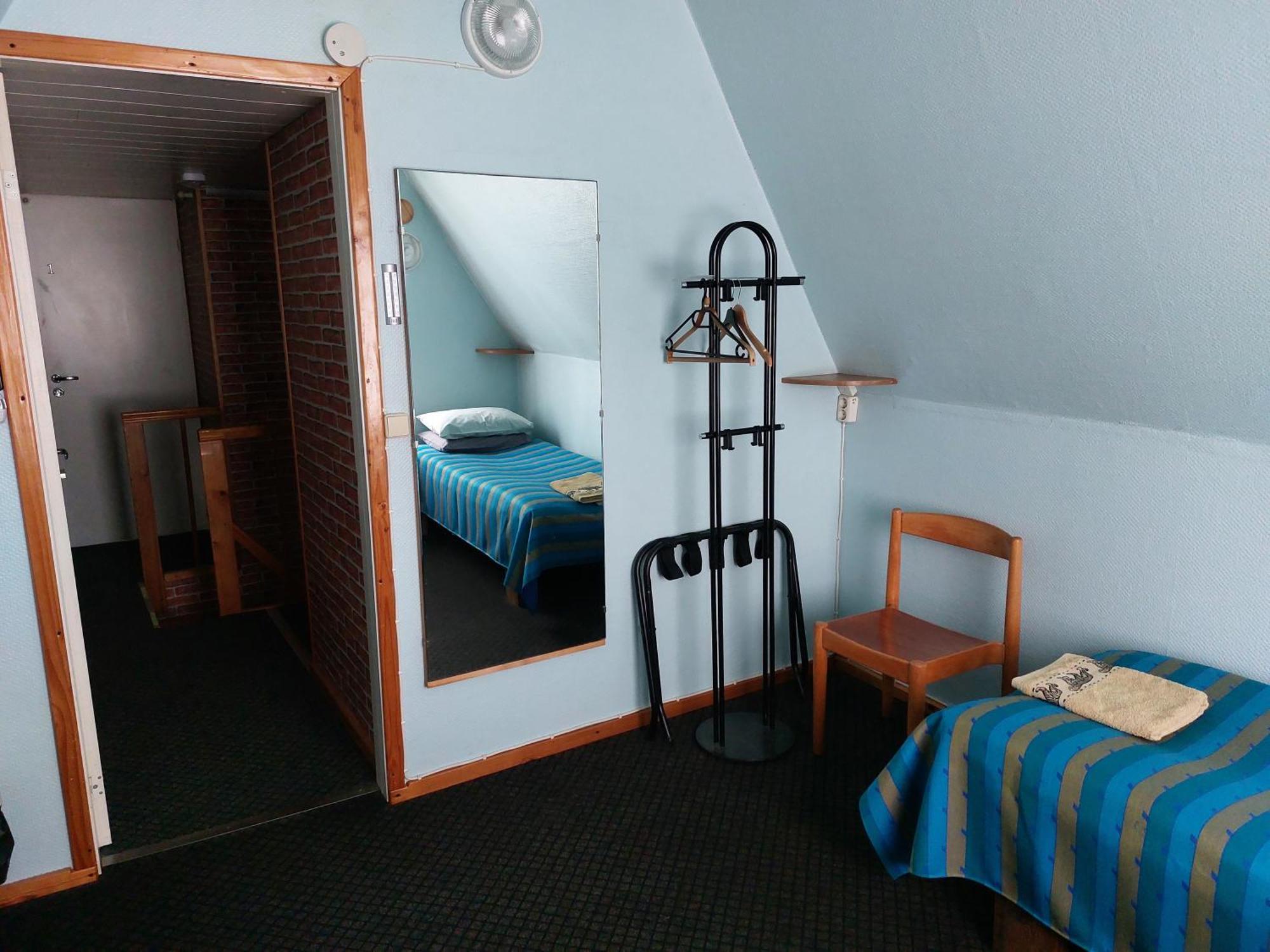 Albergue Livonia Matkamaja Kilingi-Nomme Exterior foto